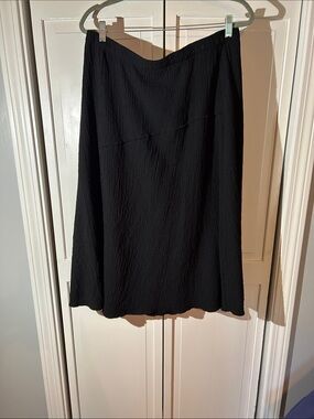 Alfred Dunner Black Textured Skirt size large